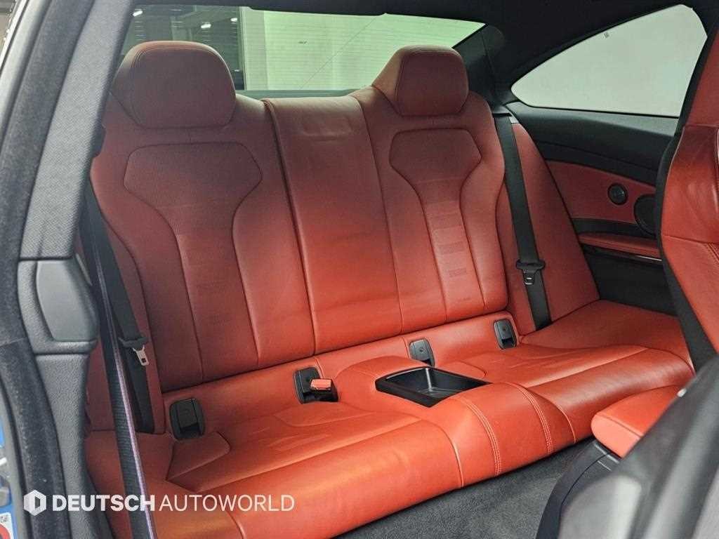BMW 4시리즈 M4 (F82) 쿠페 컴패티션 이미지 13