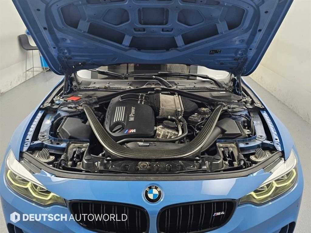 BMW 4시리즈 M4 (F82) 쿠페 컴패티션 이미지 7