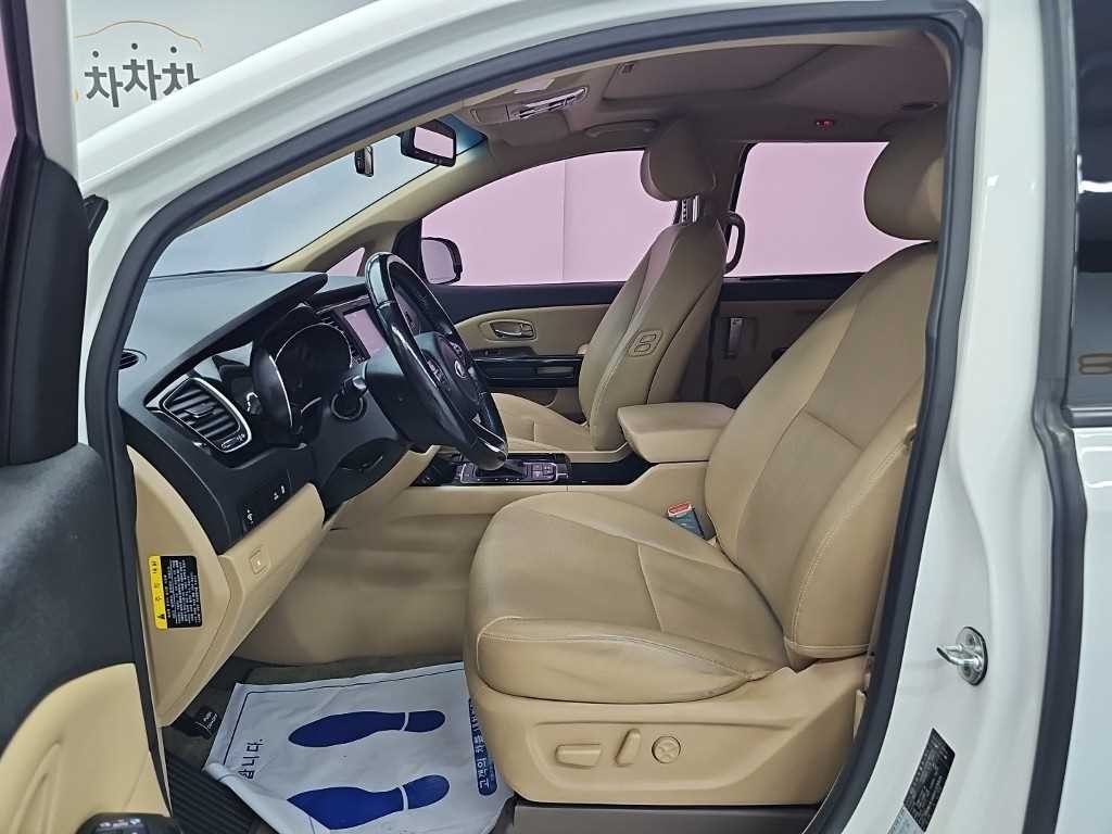 기아 카니발 올 뉴 카니발 디젤 9인승 프레스티지 이미지 11