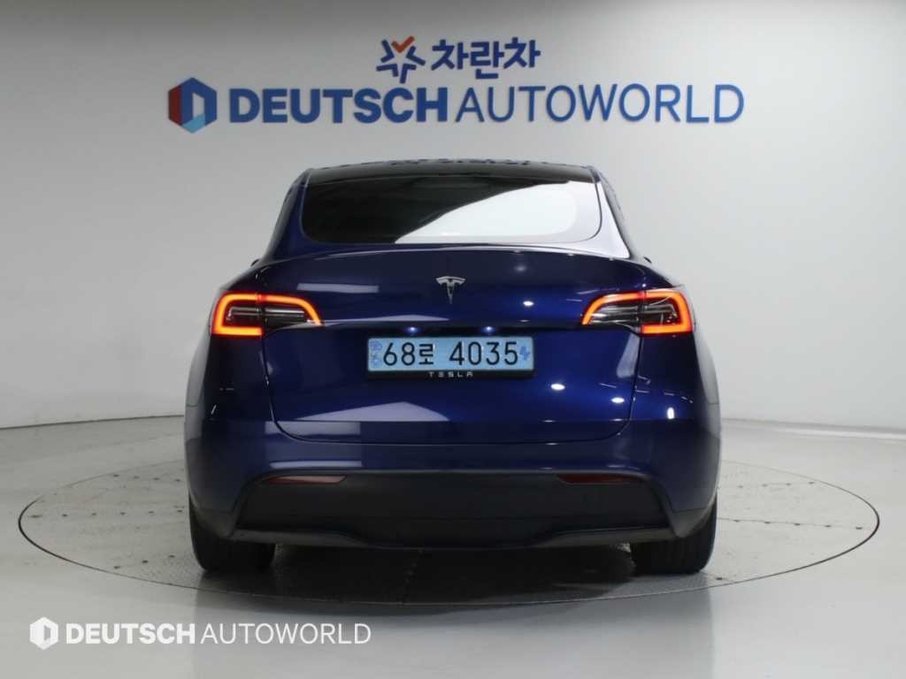 테슬라 모델 Y RWD 이미지 4