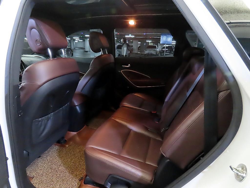 현대 맥스크루즈 더뉴맥스크루즈 3.3 V6 GDI 4WD 파이니스트 에디션 이미지 7