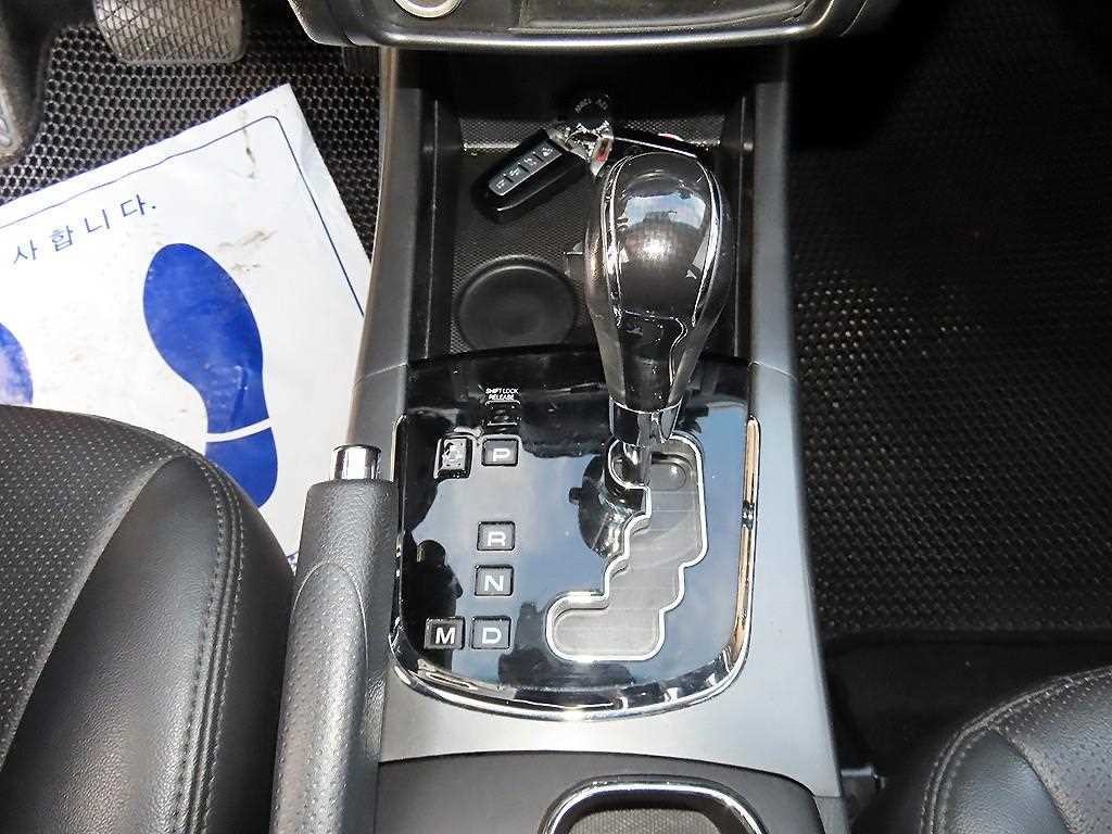 KG모빌리티(쌍용) 코란도 뉴스타일코란도C 2.2 RX 4WD 고급형 이미지 10