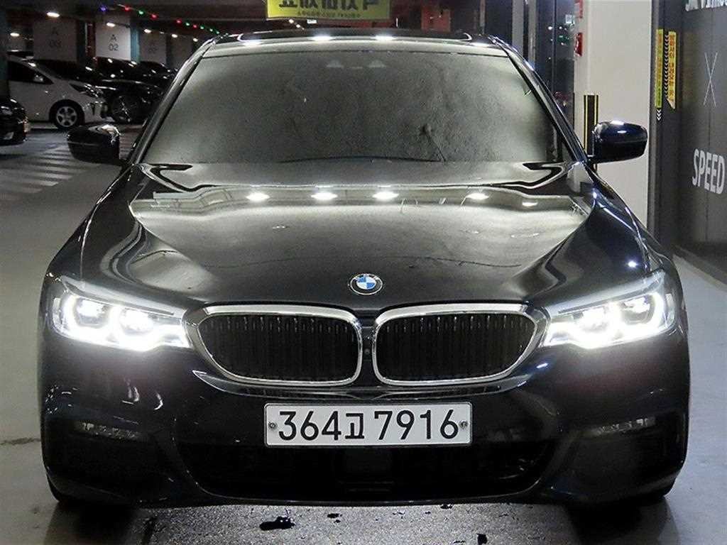 BMW 5시리즈 5시리즈 (G30) 530i M 스포츠 플러스 이미지 2