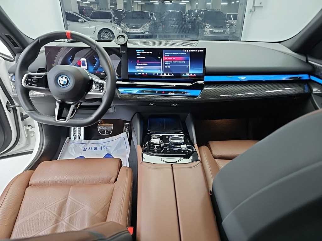 BMW i5 M60 xDrive 이미지 7