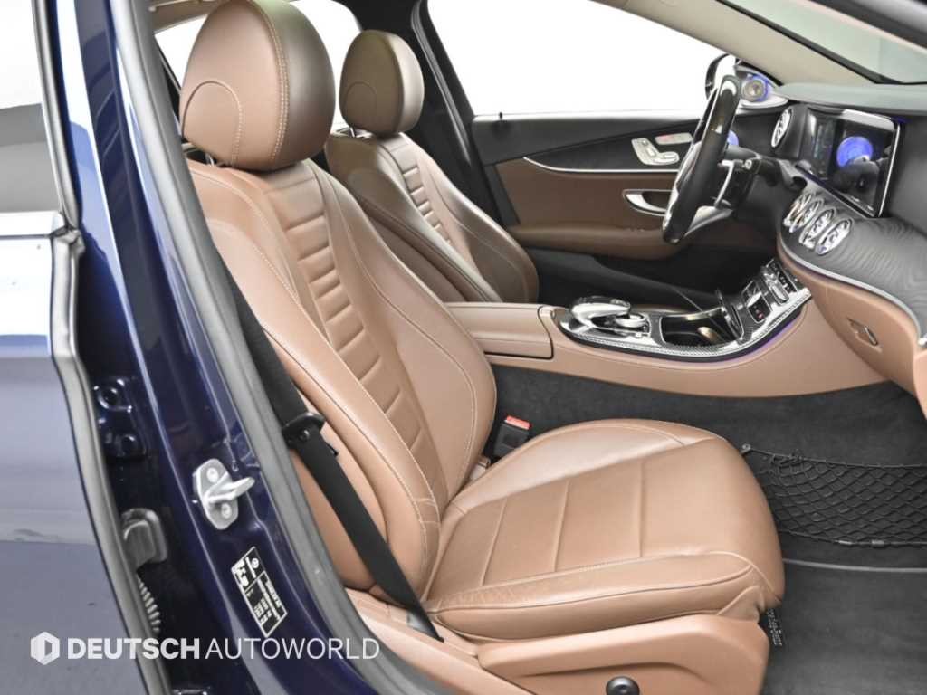 벤츠 E 클래스 E-클래스 W213 E220d 아방가르드 이미지 10