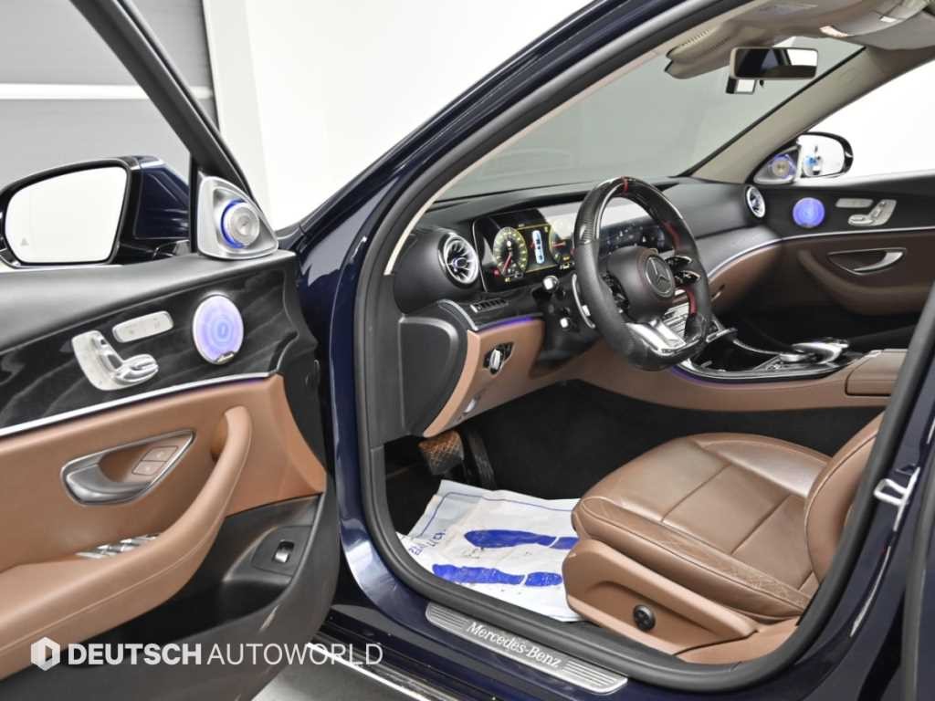 벤츠 E 클래스 E-클래스 W213 E220d 아방가르드 이미지 11