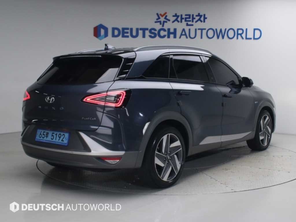 현대 넥쏘 프리미엄 이미지 2