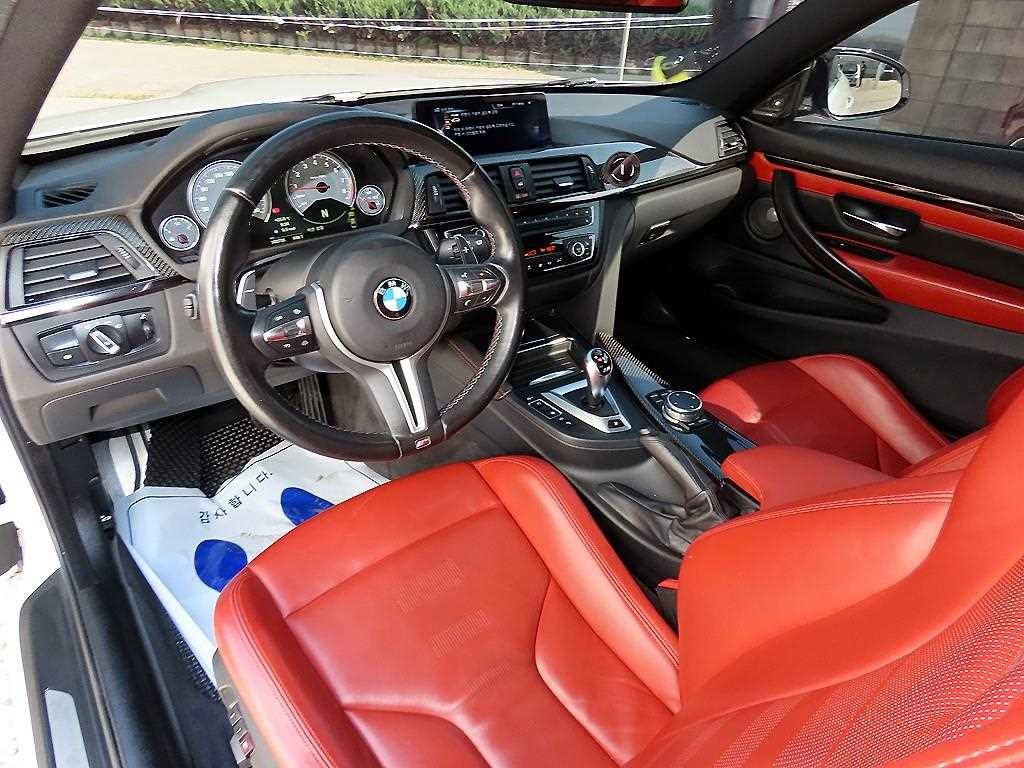 BMW 4시리즈 M4 (F82) 쿠페 이미지 7