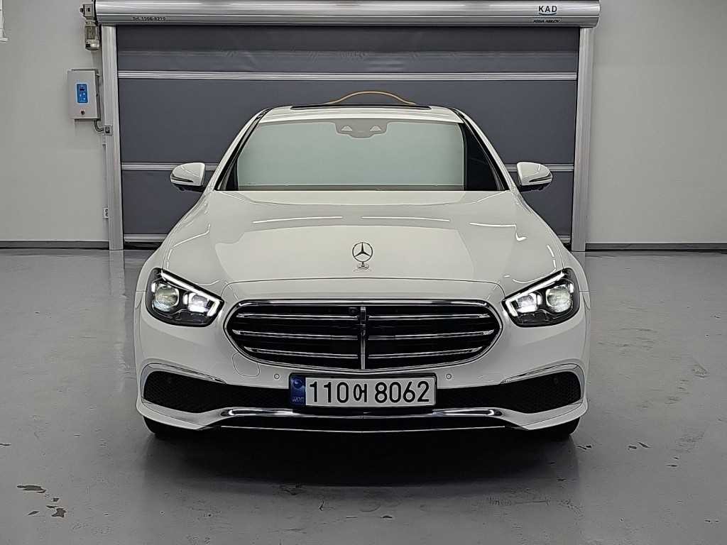 벤츠 E 클래스 E-클래스 W213 E220d 4MATIC 익스클루시브 이미지 2