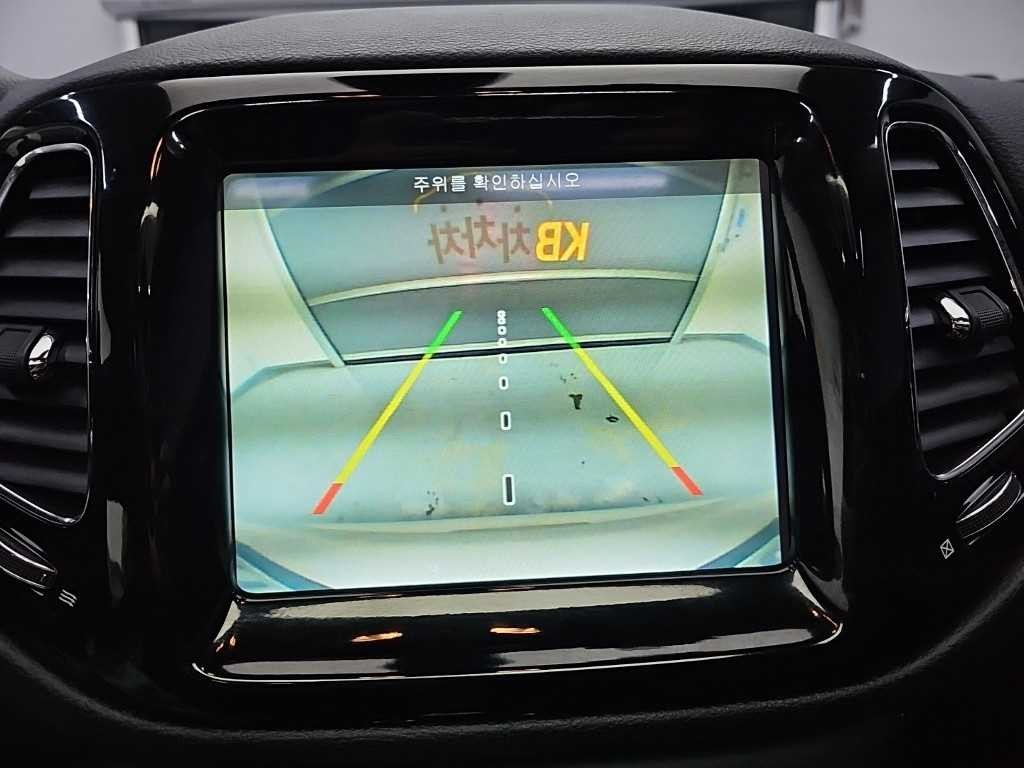 지프 컴패스 컴패스 2세대 2.4 AWD 리미티드 이미지 15