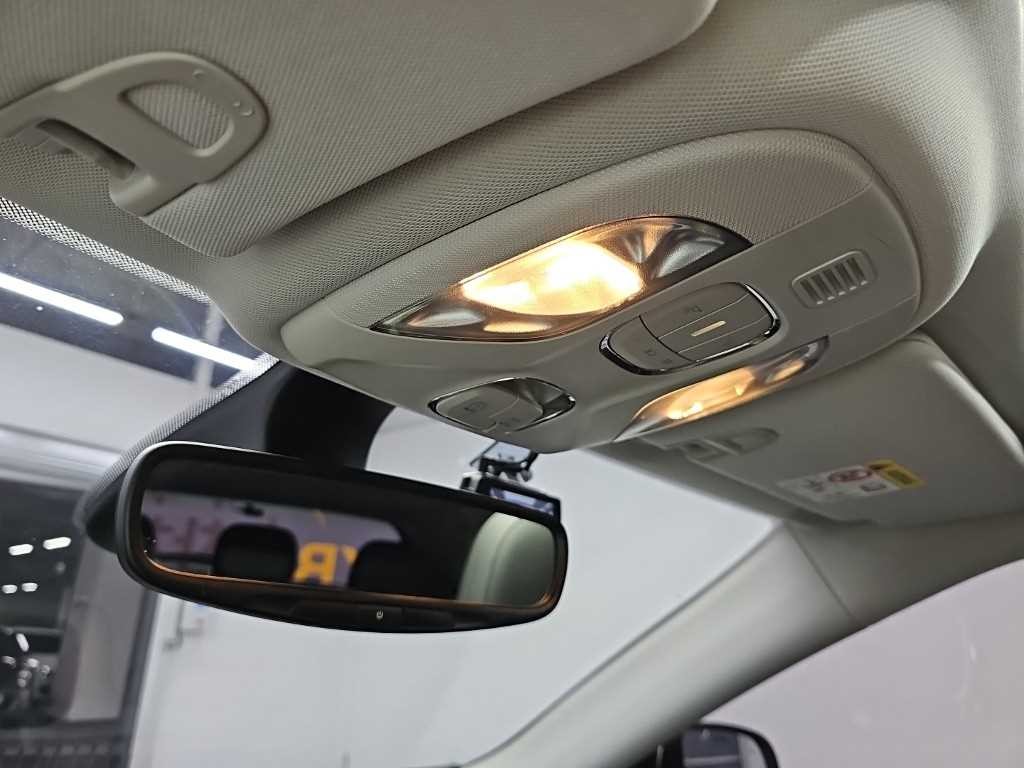 지프 컴패스 컴패스 2세대 2.4 AWD 리미티드 이미지 16