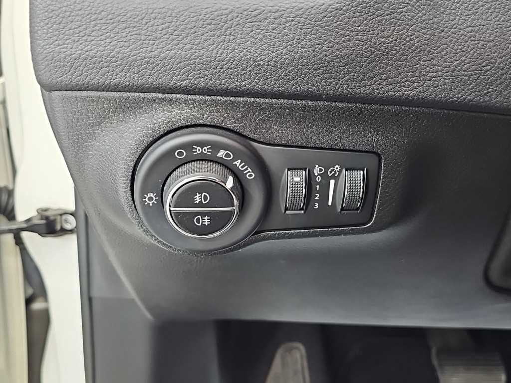 지프 컴패스 컴패스 2세대 2.4 AWD 리미티드 이미지 18