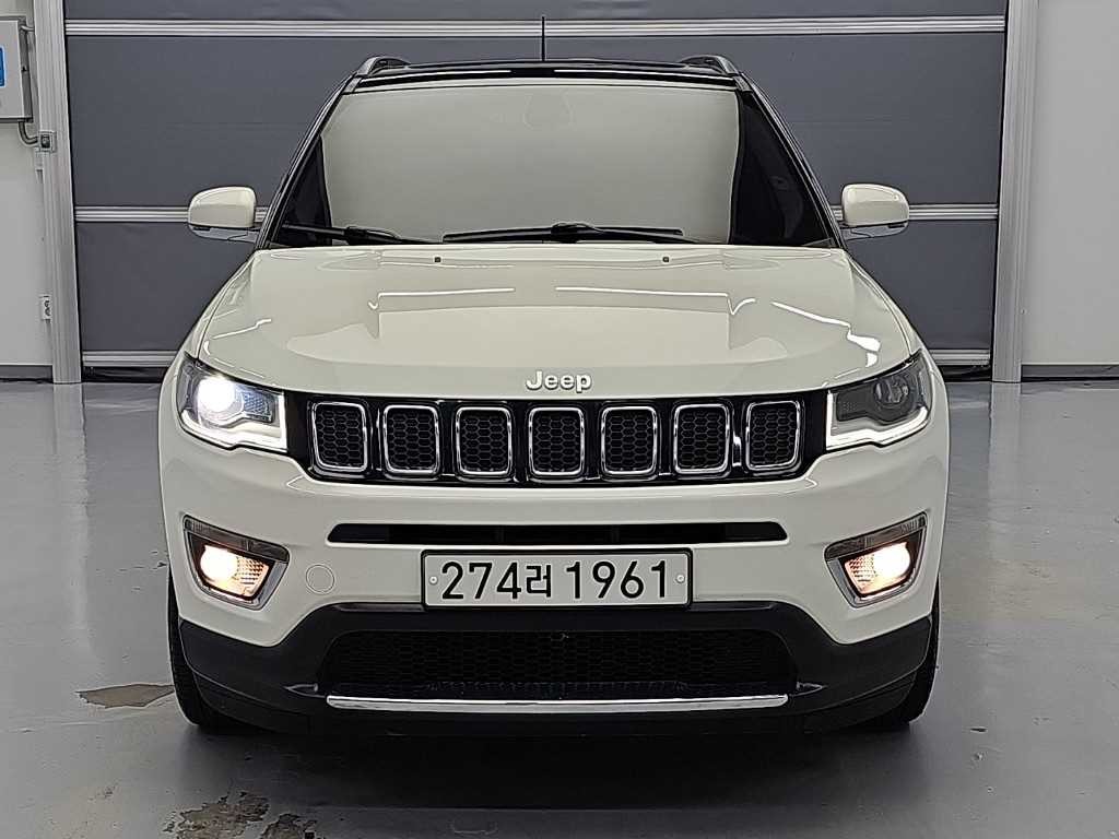 지프 컴패스 컴패스 2세대 2.4 AWD 리미티드 이미지 3