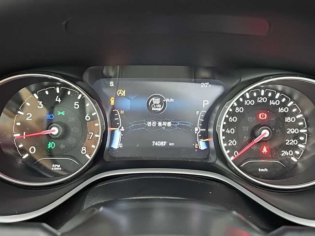 지프 컴패스 컴패스 2세대 2.4 AWD 리미티드 이미지 6