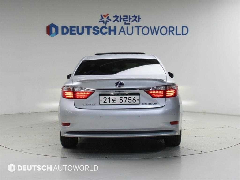 렉서스 ES 뉴ES300h 슈프림 이미지 4