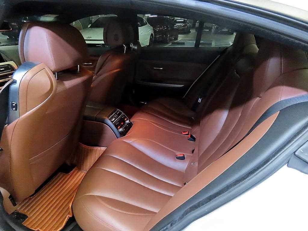 BMW 6시리즈 6시리즈 (F12) 640 그란쿠페 d xDrive M 스포츠 그란쿠페 이미지 7
