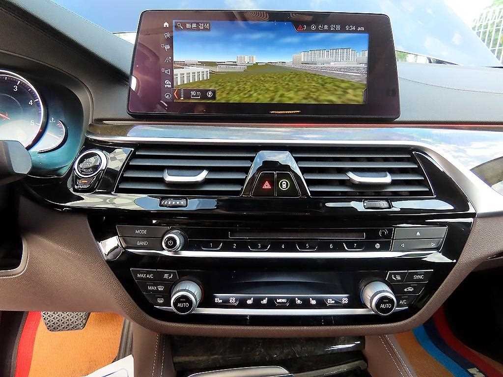 BMW 5시리즈 5시리즈 (G30) 530d 럭셔리 플러스 이미지 13