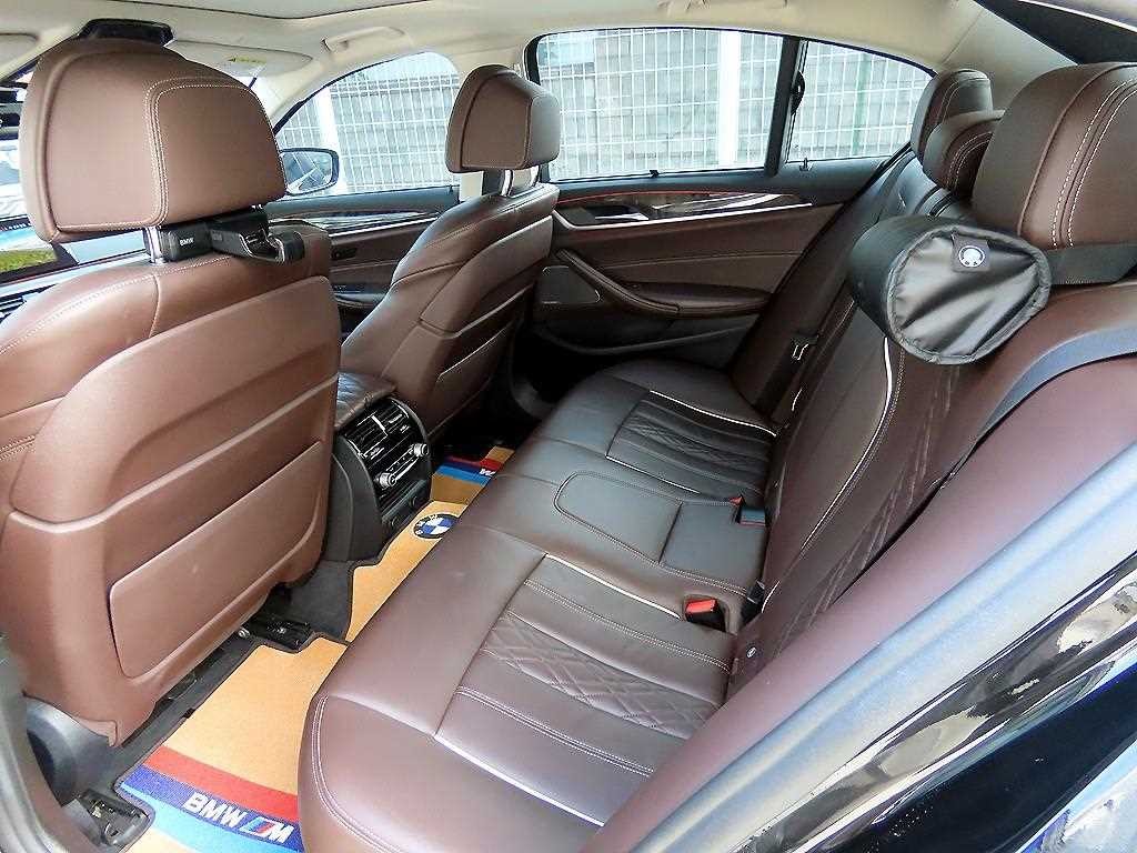 BMW 5시리즈 5시리즈 (G30) 530d 럭셔리 플러스 이미지 6