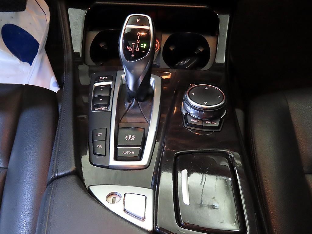 BMW 5시리즈 5시리즈 (F10) 528i 이미지 12
