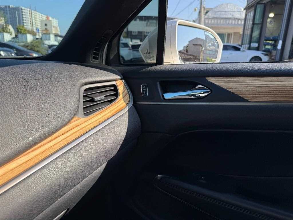 링컨 MKC 2.0 AWD 이미지 16