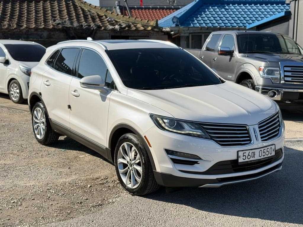 링컨 MKC 2.0 AWD 이미지 3