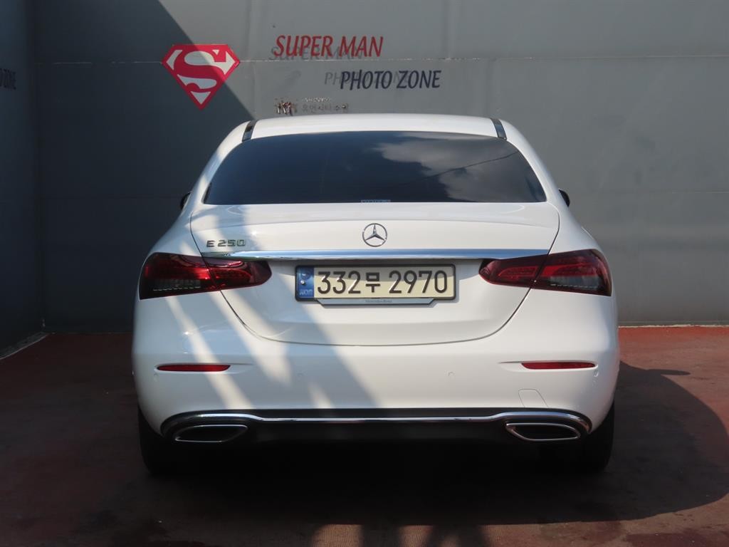 벤츠 E 클래스 E-클래스 W213 E250 아방가르드 이미지 4