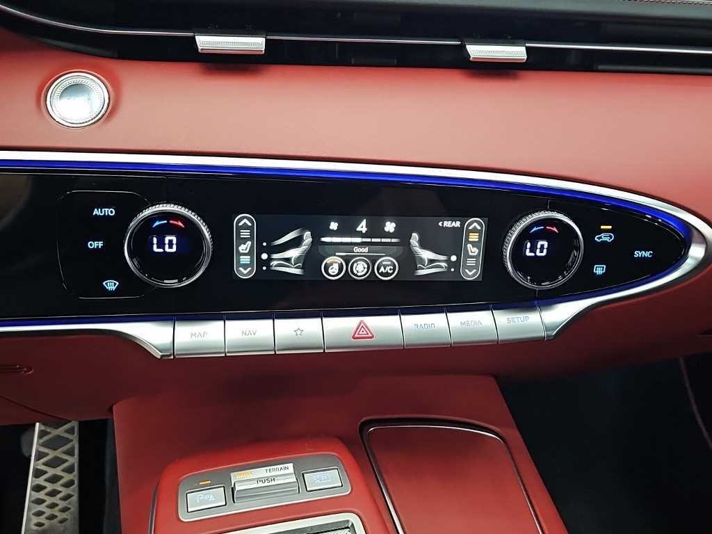 제네시스 GV70 2.5T 가솔린 AWD 스포츠 이미지 10
