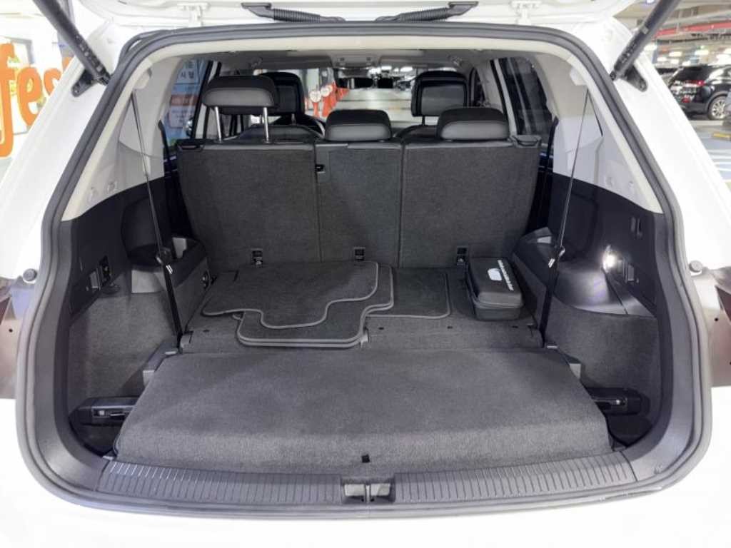 폭스바겐 티구안 티구안 올스페이스 2.0 TSI 프레스티지 이미지 17