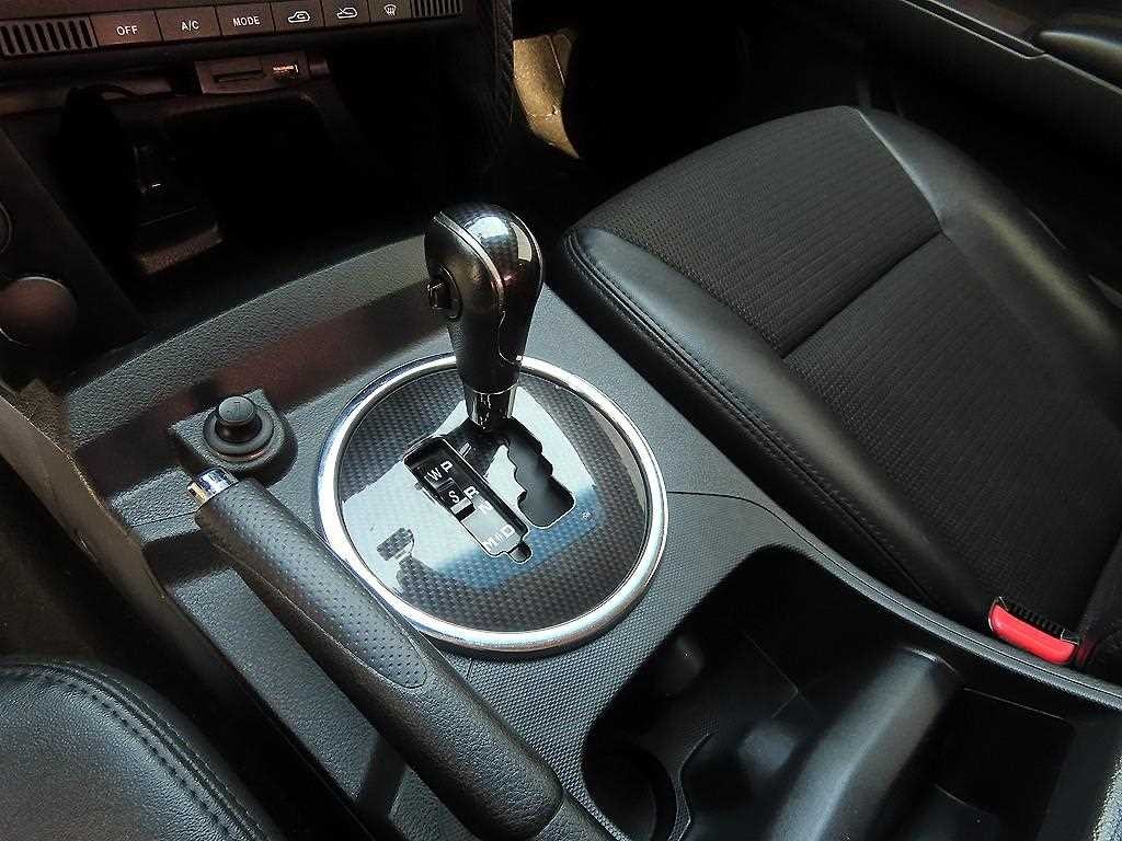 KG모빌리티(쌍용) 코란도 코란도스포츠 디젤 4WD CX7 패션 이미지 10