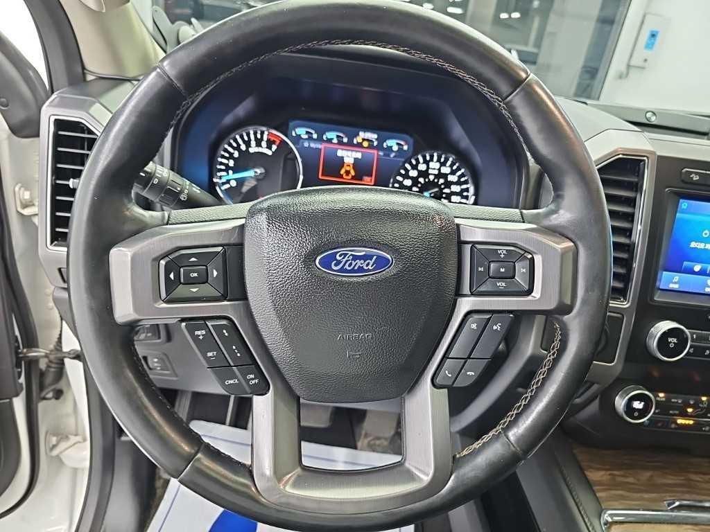 포드 익스피디션 3.5 EcoBoost Platinum 이미지 9