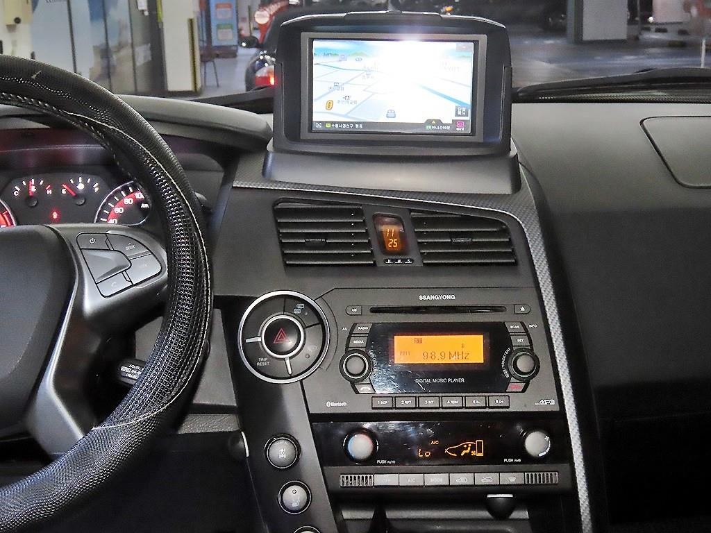 KG모빌리티(쌍용) 코란도 코란도스포츠 디젤 4WD 익스트림 이미지 11