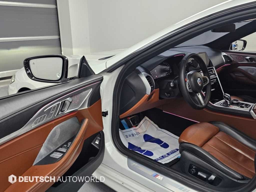 BMW 8시리즈 8시리즈 (G15) 840i xDrive M 스포츠 그란쿠페 이미지 11