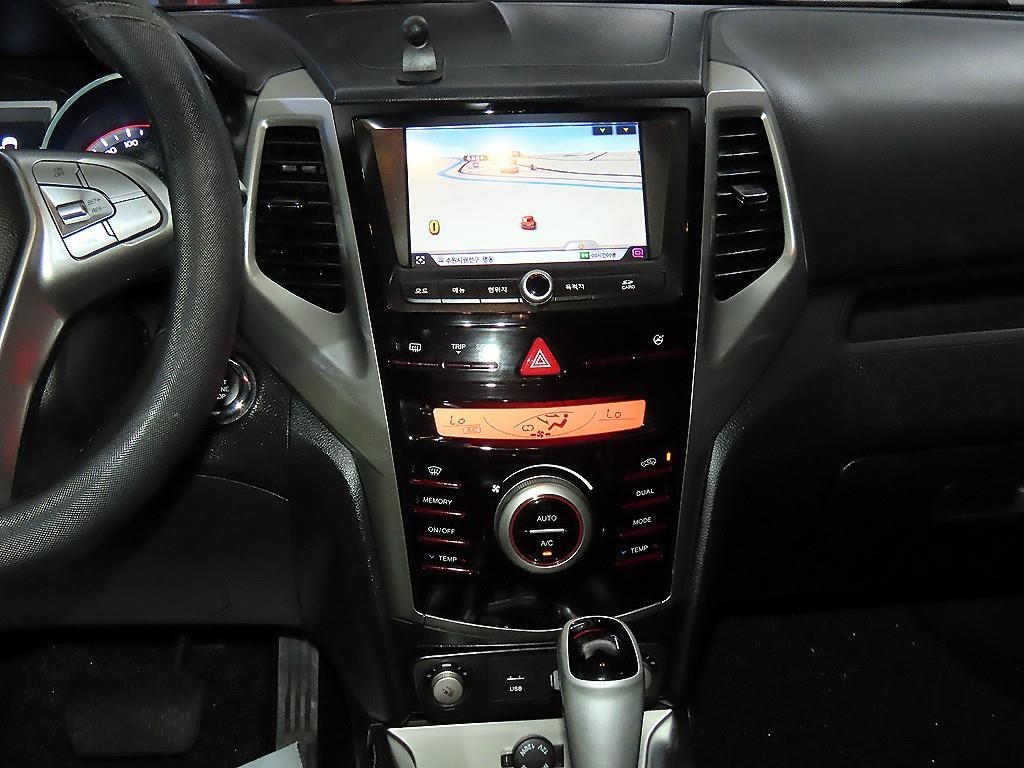 KG모빌리티(쌍용) 티볼리 가솔린 2WD 1.6 VX 이미지 11