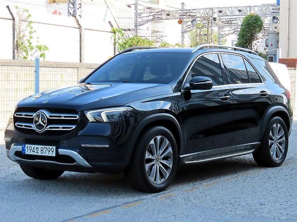 벤츠 GLE 클래스 GLE 클래스 W167 GLE 300d 4MATIC 이미지 2