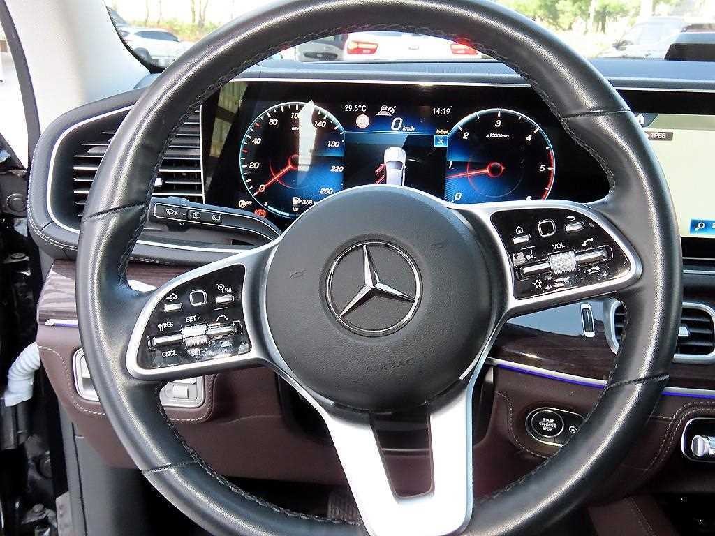 벤츠 GLE 클래스 GLE 클래스 W167 GLE 300d 4MATIC 이미지 8