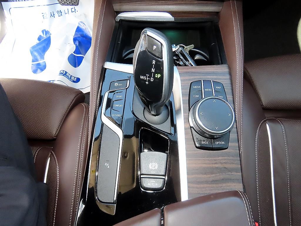 BMW 5시리즈 5시리즈 (G30) 530i 럭셔리 플러스 이미지 11