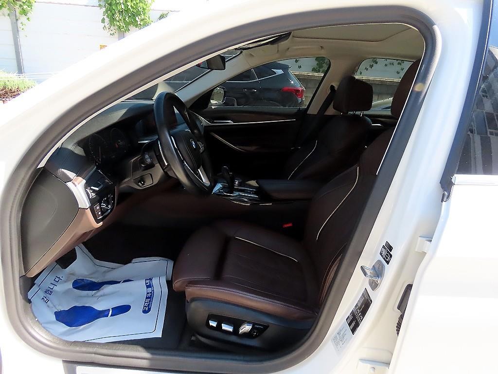 BMW 5시리즈 5시리즈 (G30) 530i 럭셔리 플러스 이미지 5