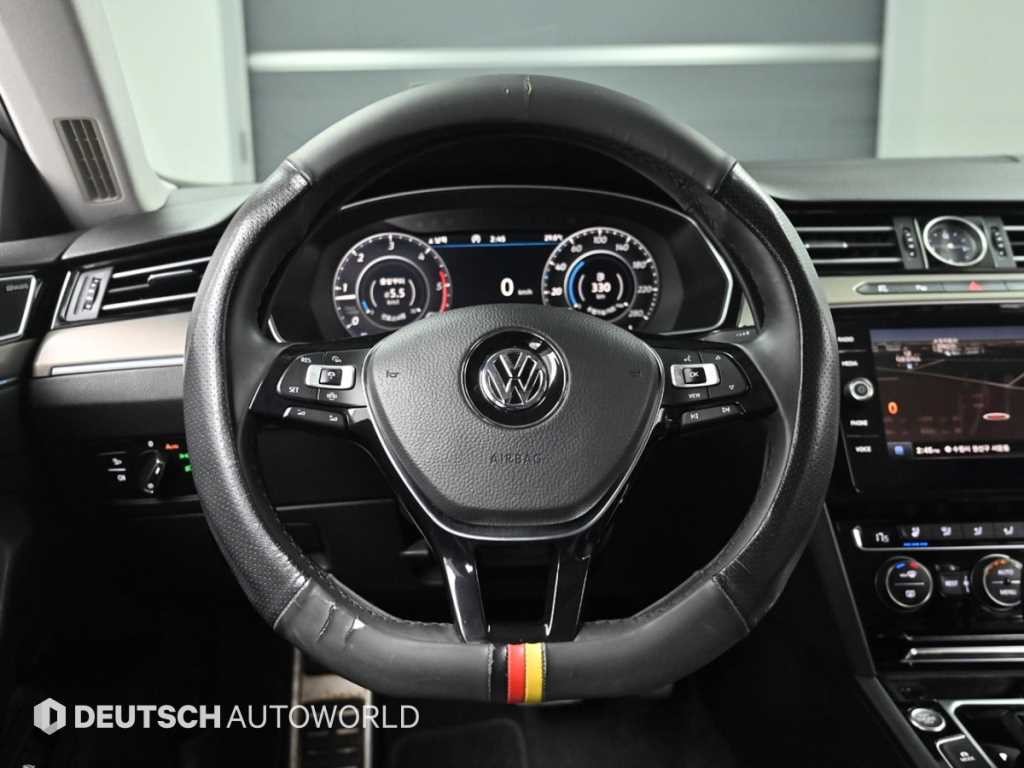 폭스바겐 아테온 2.0 TDI 엘레강스 프레스티지 이미지 13