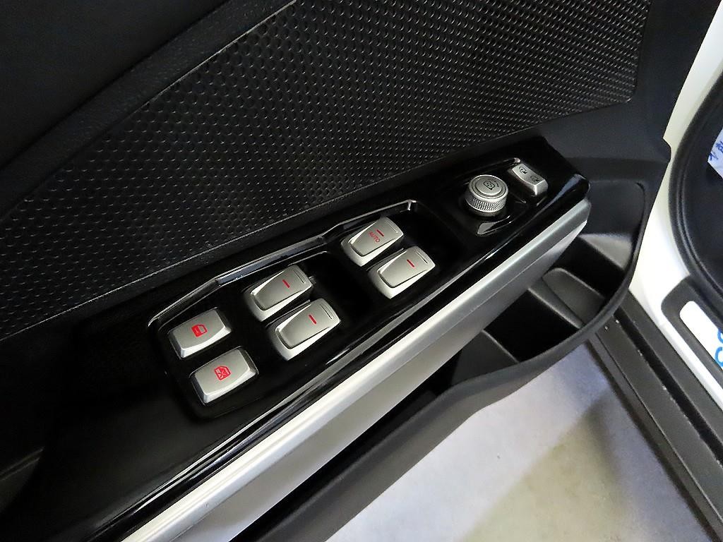 KG모빌리티(쌍용) 티볼리 가솔린 2WD 1.6 VX 이미지 13