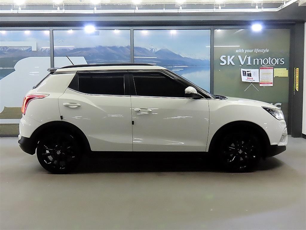 KG모빌리티(쌍용) 티볼리 가솔린 2WD 1.6 VX 이미지 3