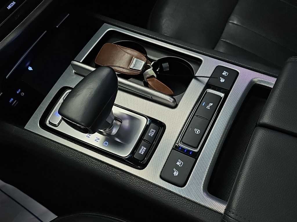 제네시스 G80 3.3 GDI AWD 럭셔리 이미지 8