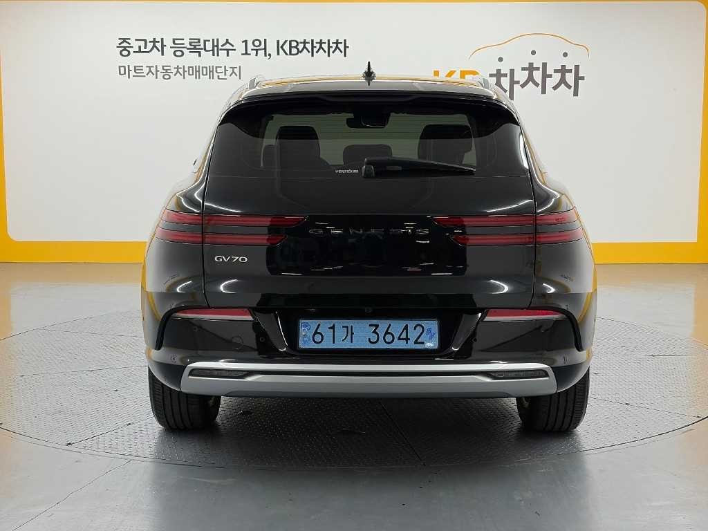 제네시스 GV70 일렉트리파이드 GV70 e-AWD 이미지 3