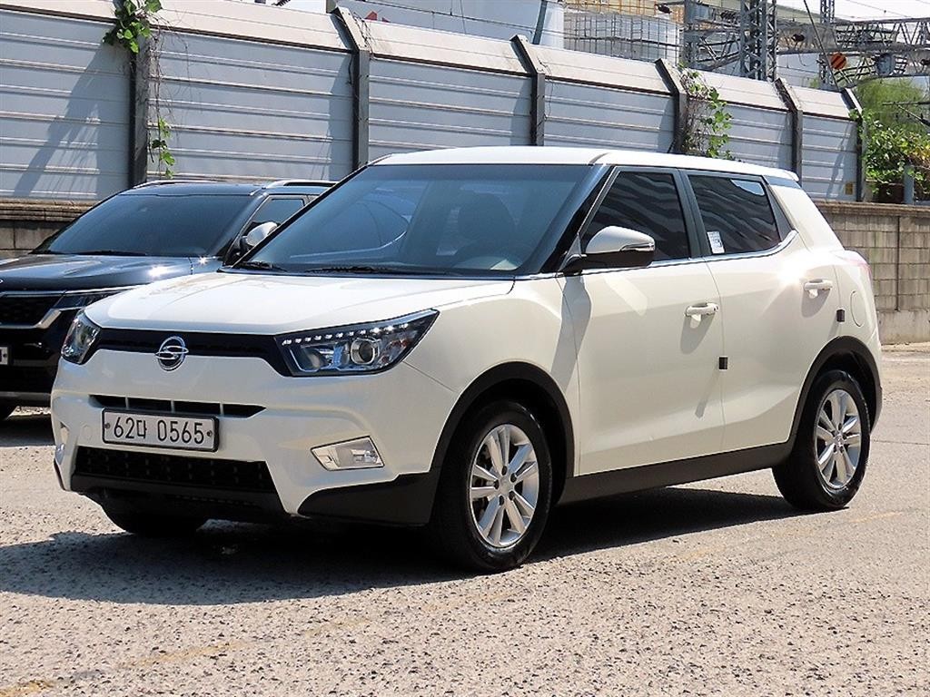 KG모빌리티(쌍용) 티볼리 가솔린 2WD 1.6 LX 고급형 이미지 2