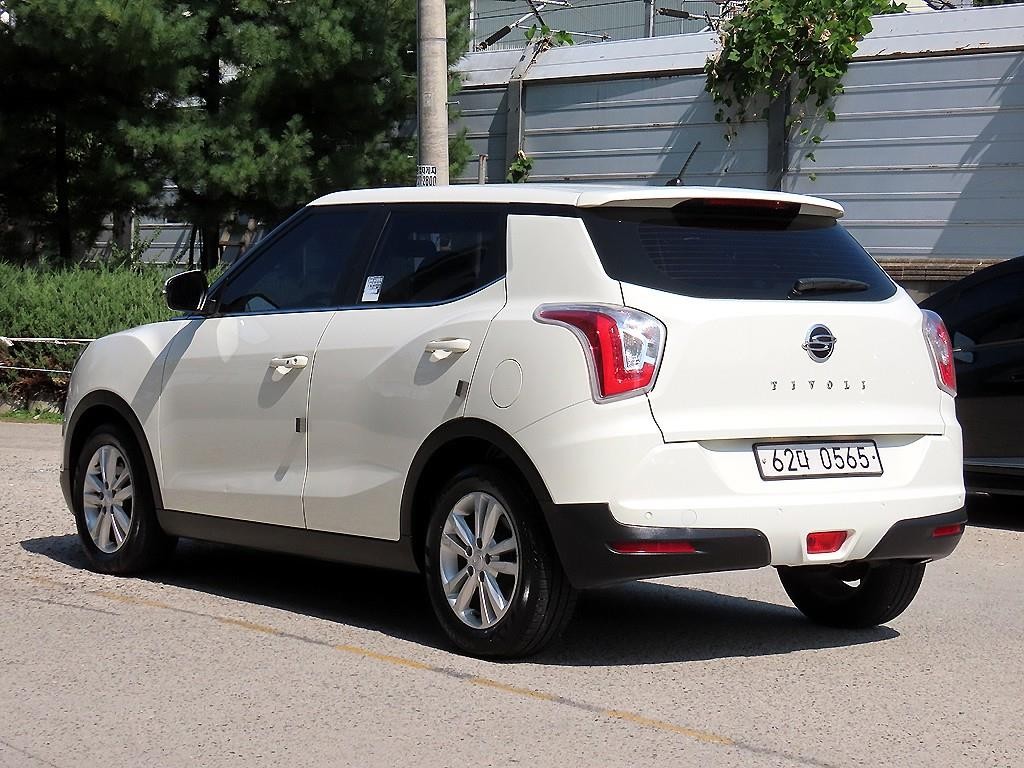 KG모빌리티(쌍용) 티볼리 가솔린 2WD 1.6 LX 고급형 이미지 3