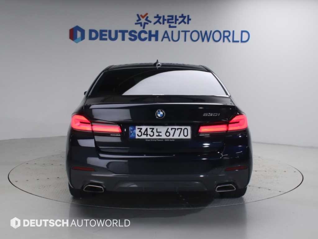 BMW 5시리즈 5시리즈 (G30) 530i M 스포츠 이미지 4