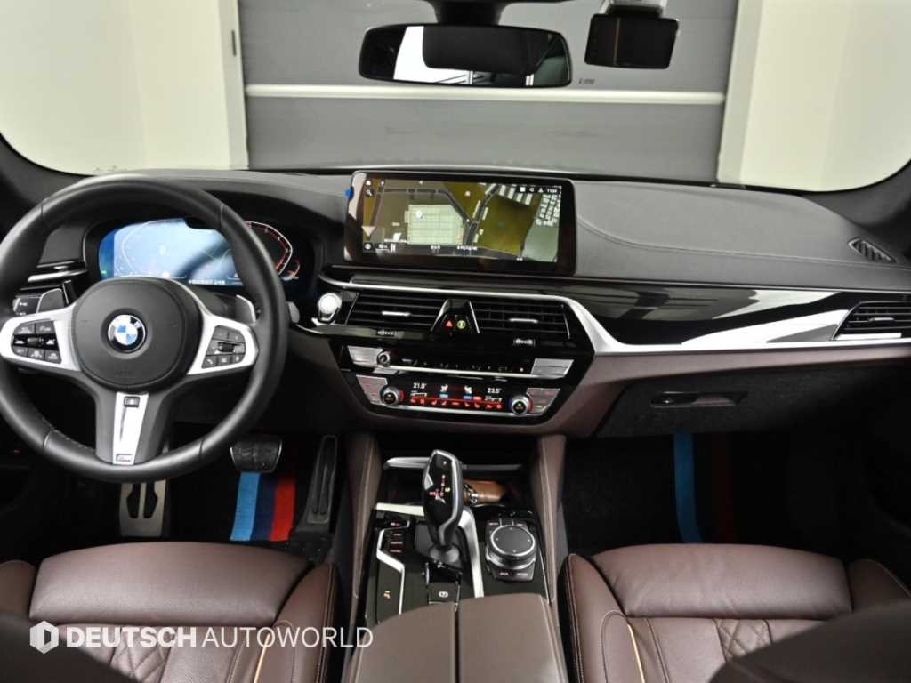 BMW 5시리즈 5시리즈 (G30) 530i M 스포츠 이미지 7