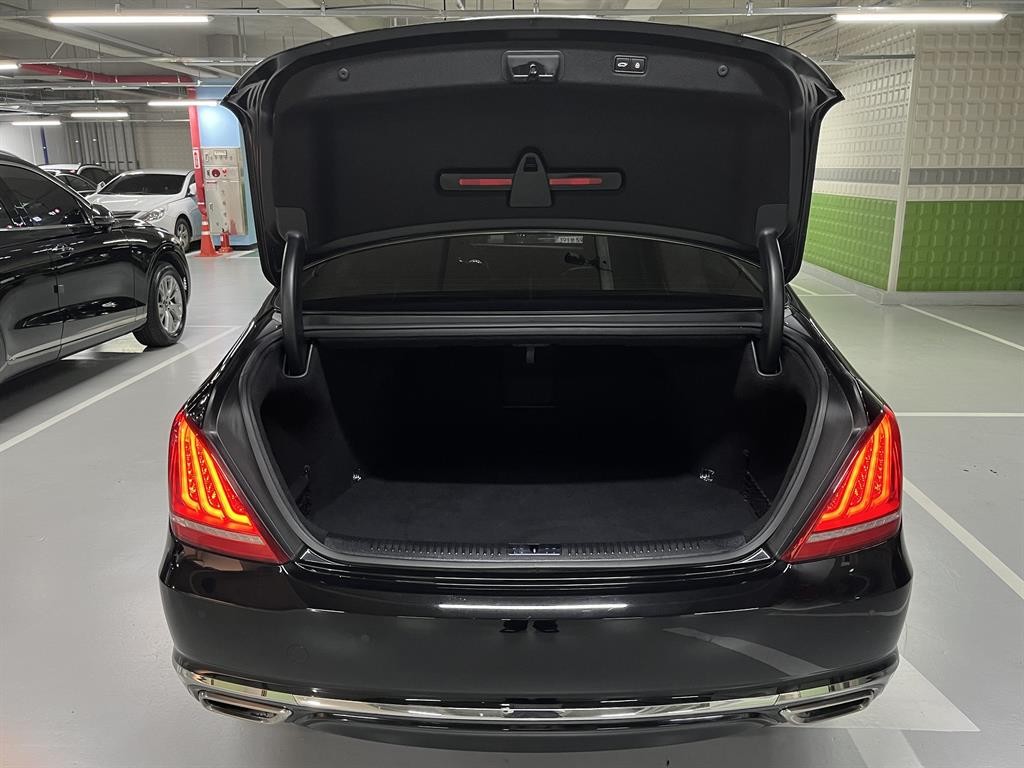 제네시스 EQ900 3.8 GDI AWD 프리미엄 럭셔리 이미지 20