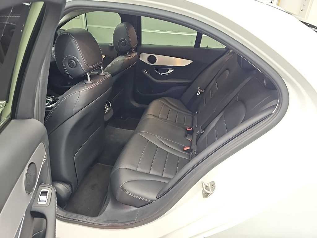 벤츠 C 클래스 C클래스 W205 C220 d 아방가르드 이미지 12