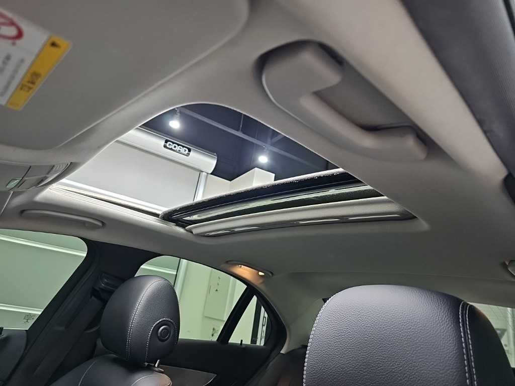 벤츠 C 클래스 C클래스 W205 C220 d 아방가르드 이미지 13