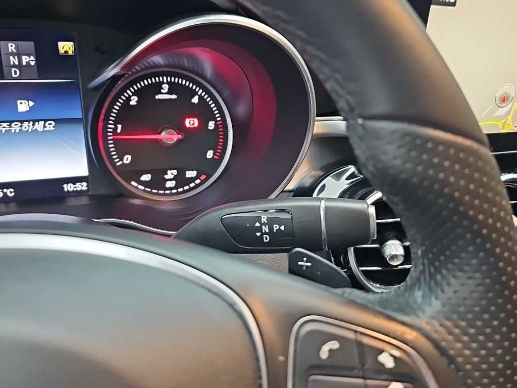 벤츠 C 클래스 C클래스 W205 C220 d 아방가르드 이미지 8